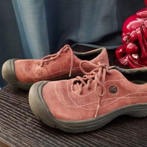 Keen women's shoes brown suede